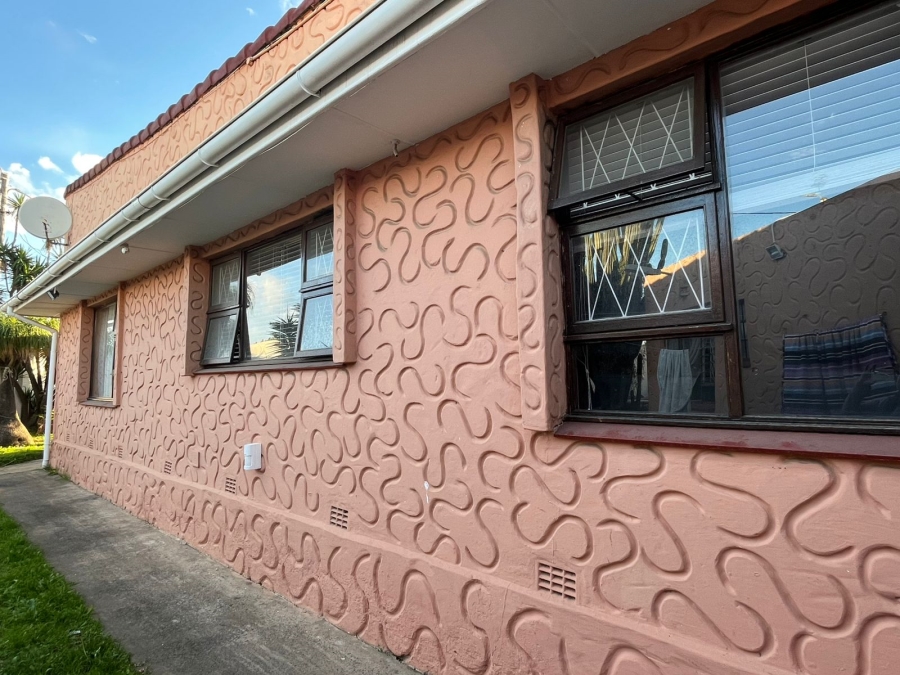 6 Bedroom Property for Sale in Rosemount Eastern Cape